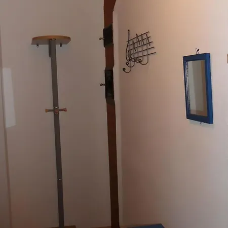 Parterrewohnung In *
